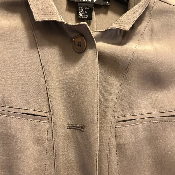 Blazer - Picture 3 of 8